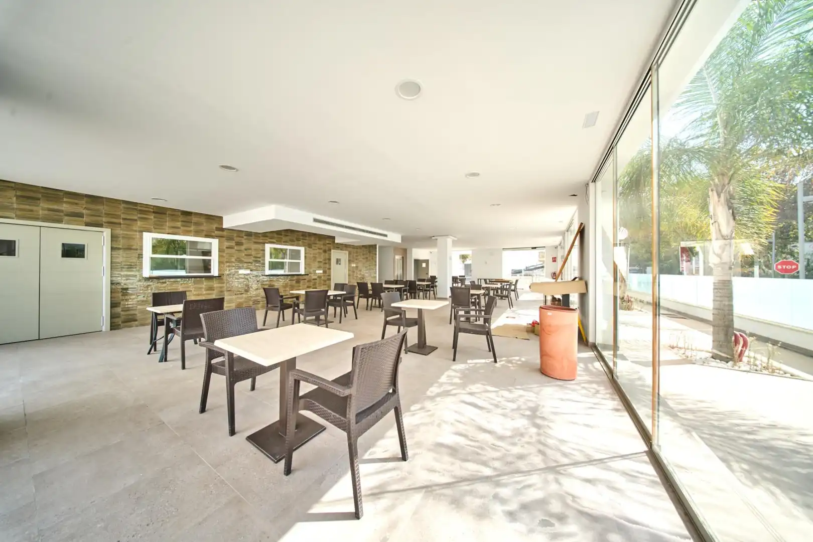 Terrassa de Casa o xalet en venda en Marbella amb Jardí privat, Terrassa i Traster