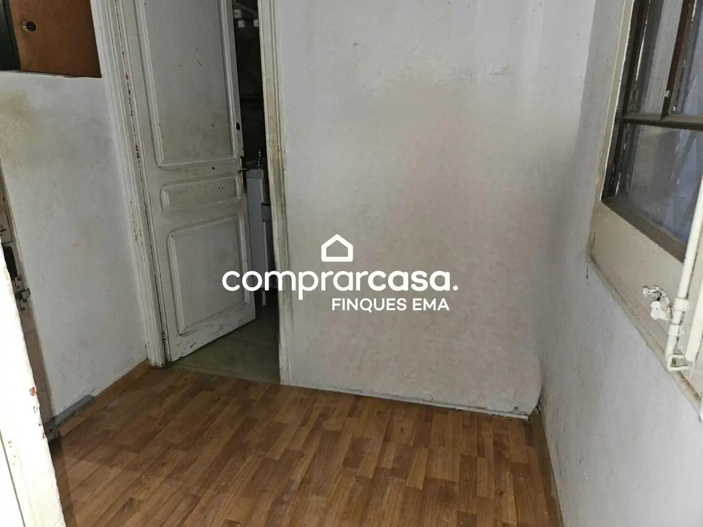 Piso en venta en Barcelona con Balcón