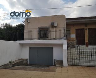 Exterior view of Single-family semi-detached for sale in  Almería Capital  with Furnished