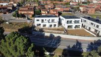 Vista exterior de Casa adosada en venda en Santa Maria de Palautordera amb Aire condicionat