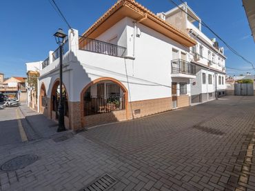 Bajo con ascensor en venta en Calle EVA YERBABUENA