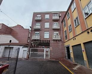 Außenansicht von Wohnungen zum verkauf in Santa Marta de Tormes mit Balkon