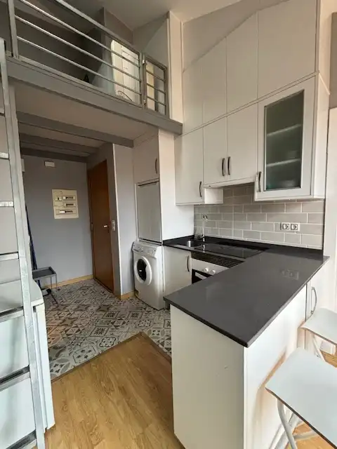 Cocina de Ático de alquiler en Ferrol con Calefacción, Parquet y Terraza