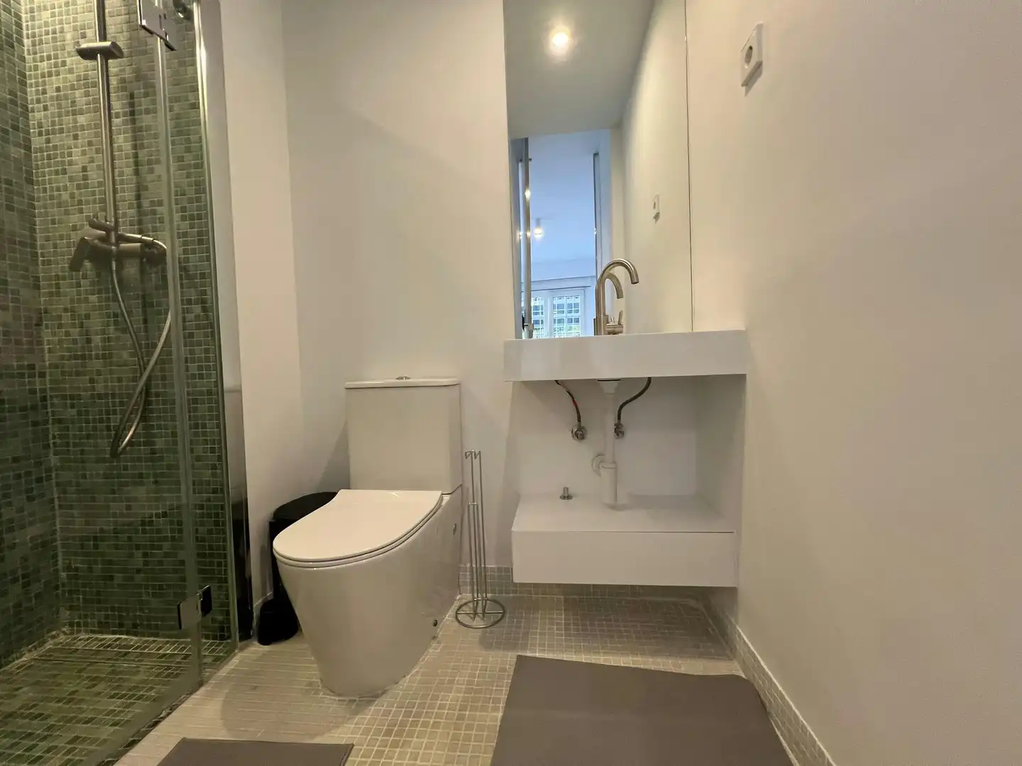 Bathroom of Houses for rent in Madrid  with Air Conditioner, Heating and Private garden