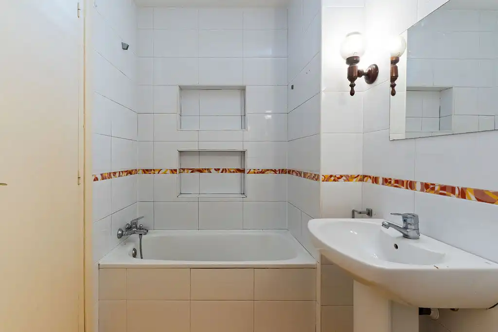 Flat with terrace for sale in Calle de Ponzano, imagen 13