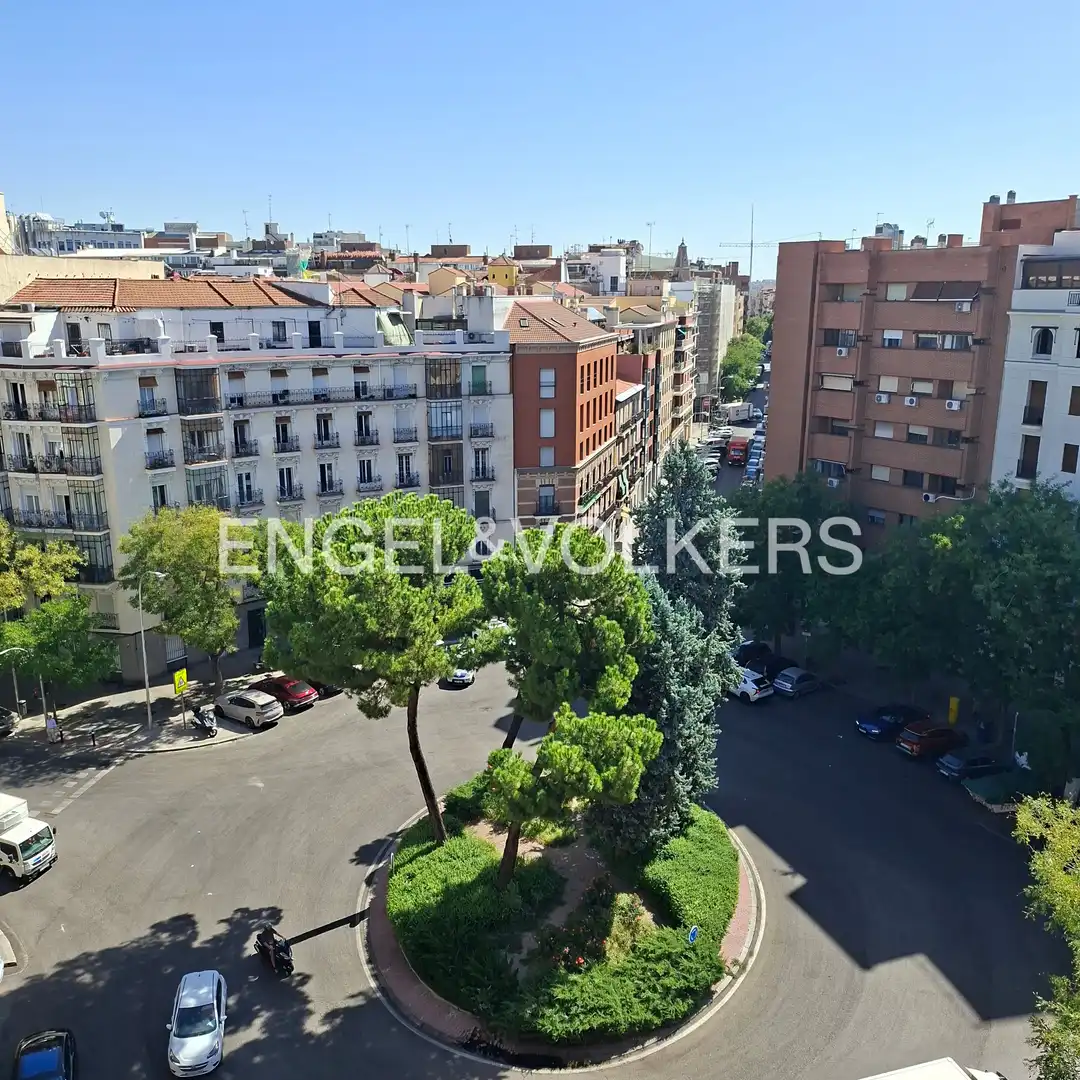 Exterior view of Flat for sale in Madrid  with Air Conditioner, Heating and Terrace