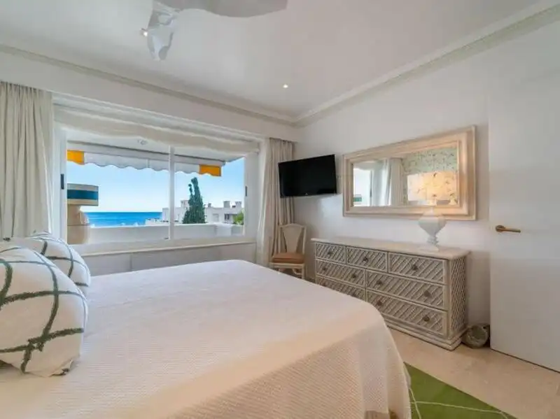 Dormitori de Apartament en venda en Marbella amb Aire condicionat, Calefacció i Terrassa