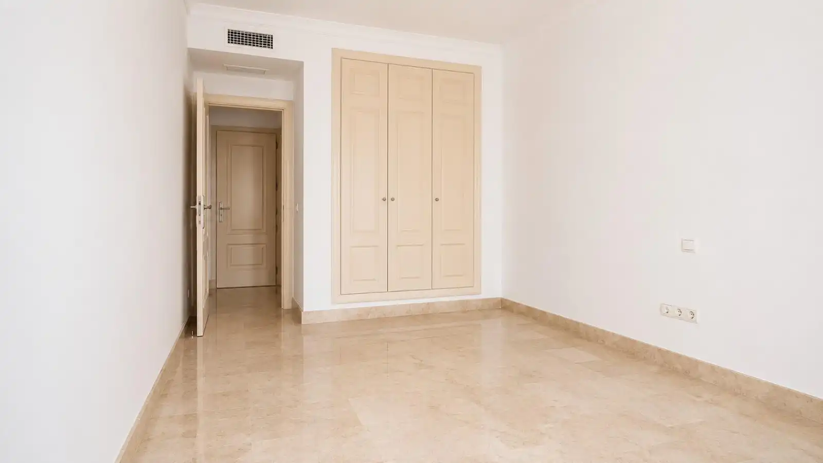 Apartament amb piscina en venda a Milla de Oro, imagen 11