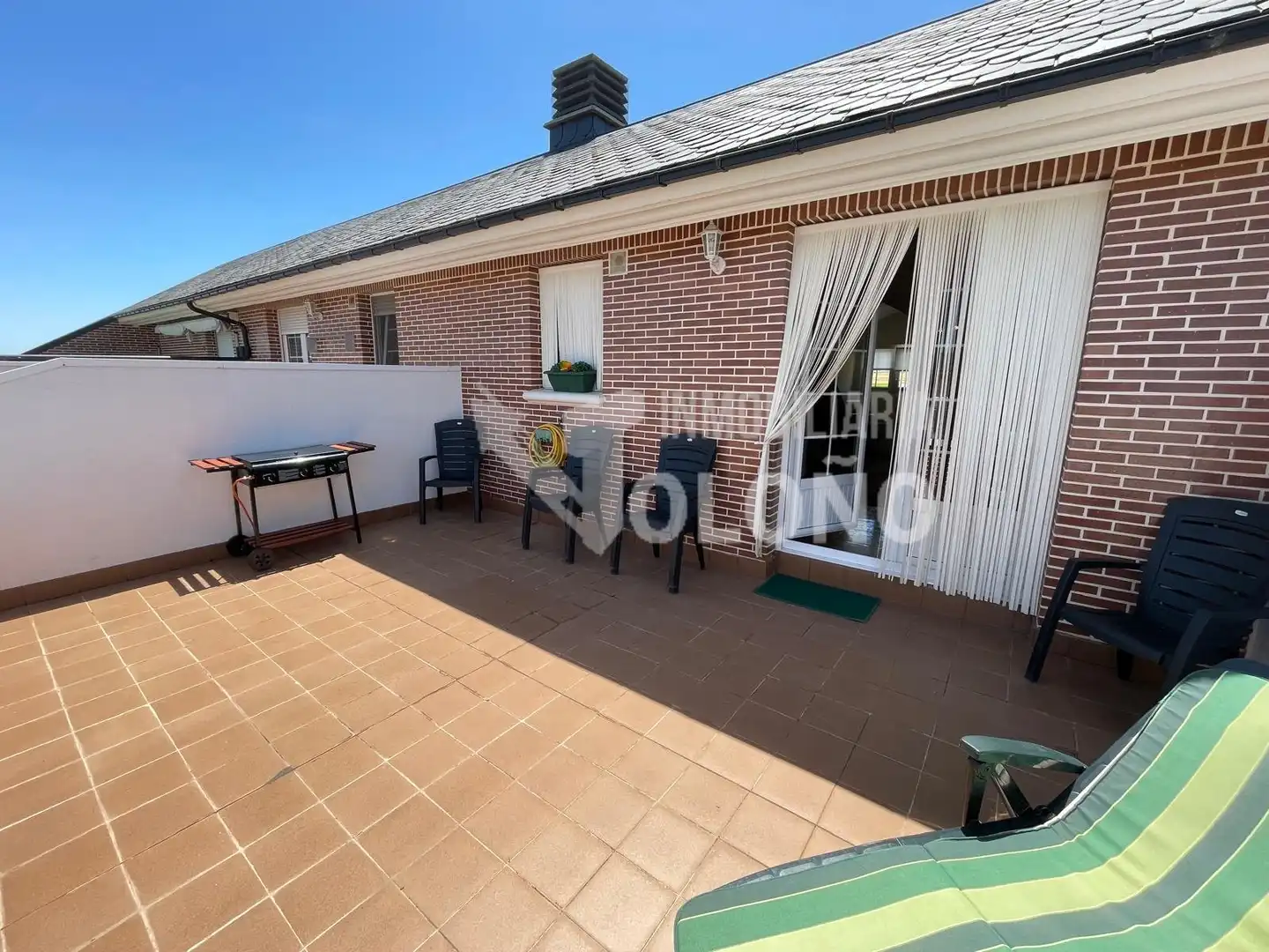Terraza de Dúplex en venta en Castañares de Rioja con Calefacción, Parquet y Terraza
