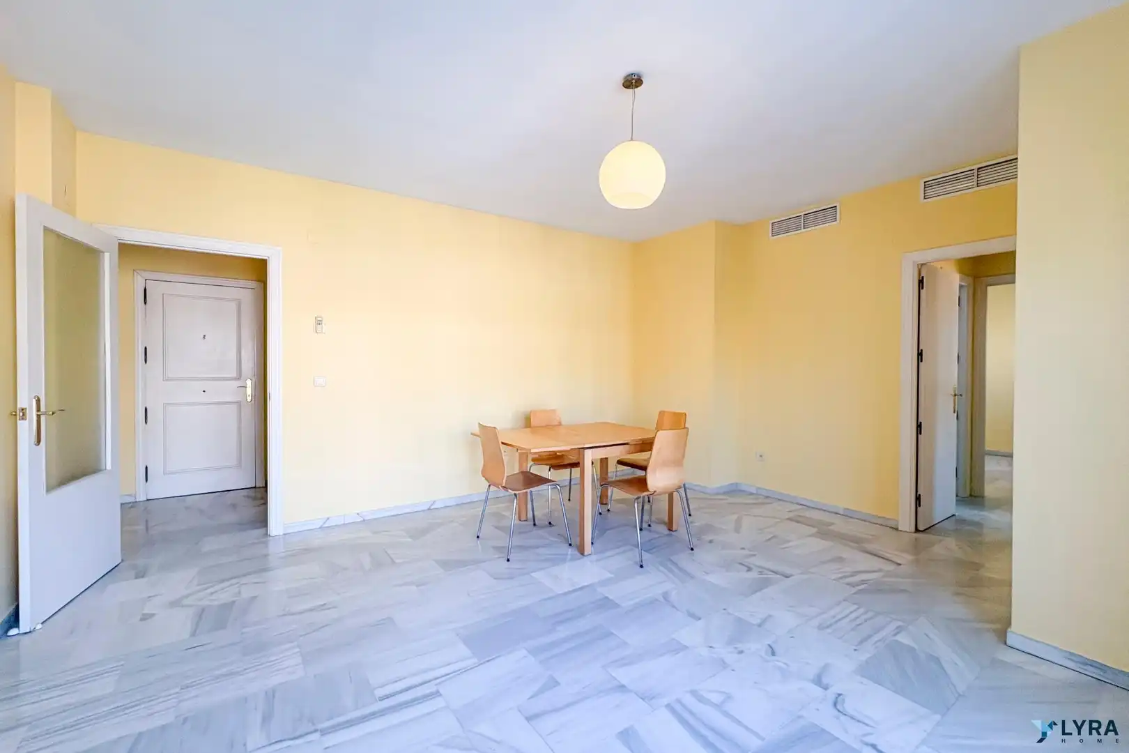 Dining room of Flat for rent in Tomares  with Balcony and Community pool