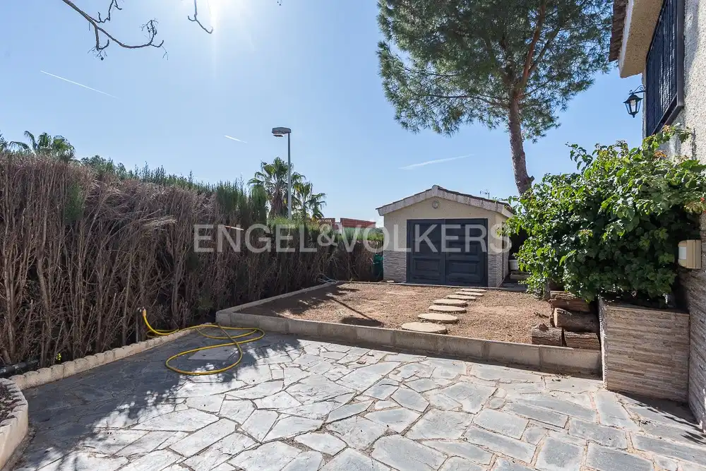 Vista exterior de Casa o xalet en venda en Onda amb Aire condicionat, Calefacció i Jardí privat