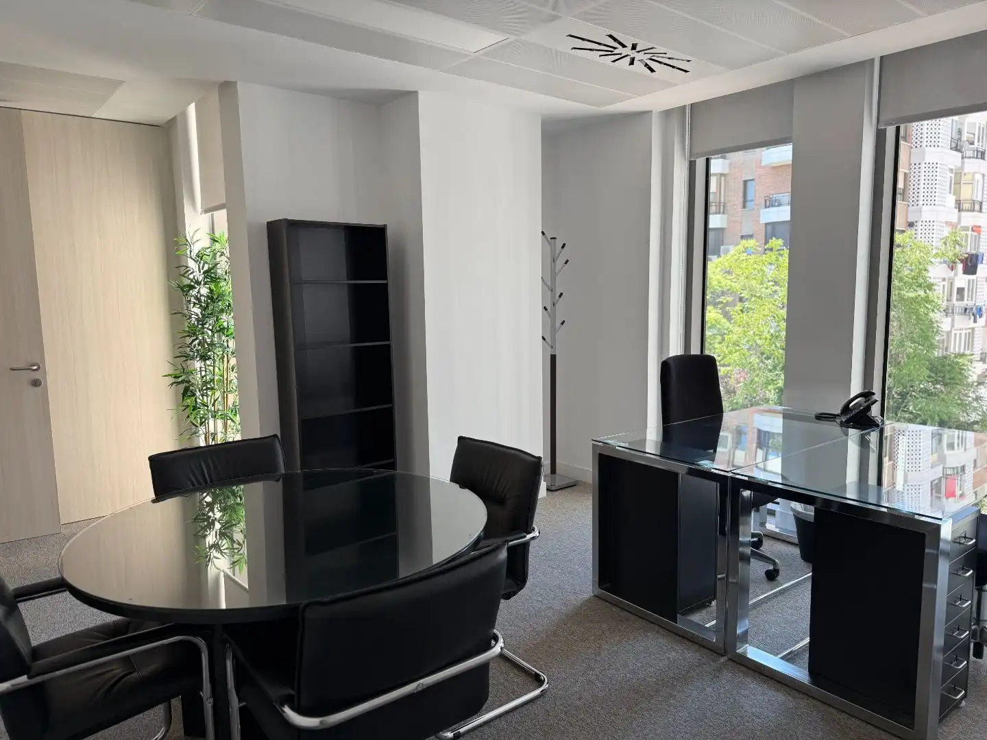Office for rent in Madrid  with Air Conditioner, Heating and Furnished