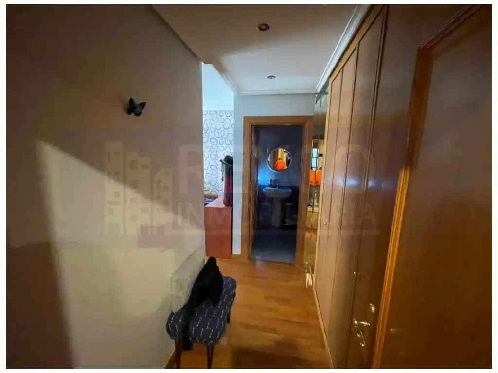 Wohnung zum Verkauf in  Logroño mit Balkon