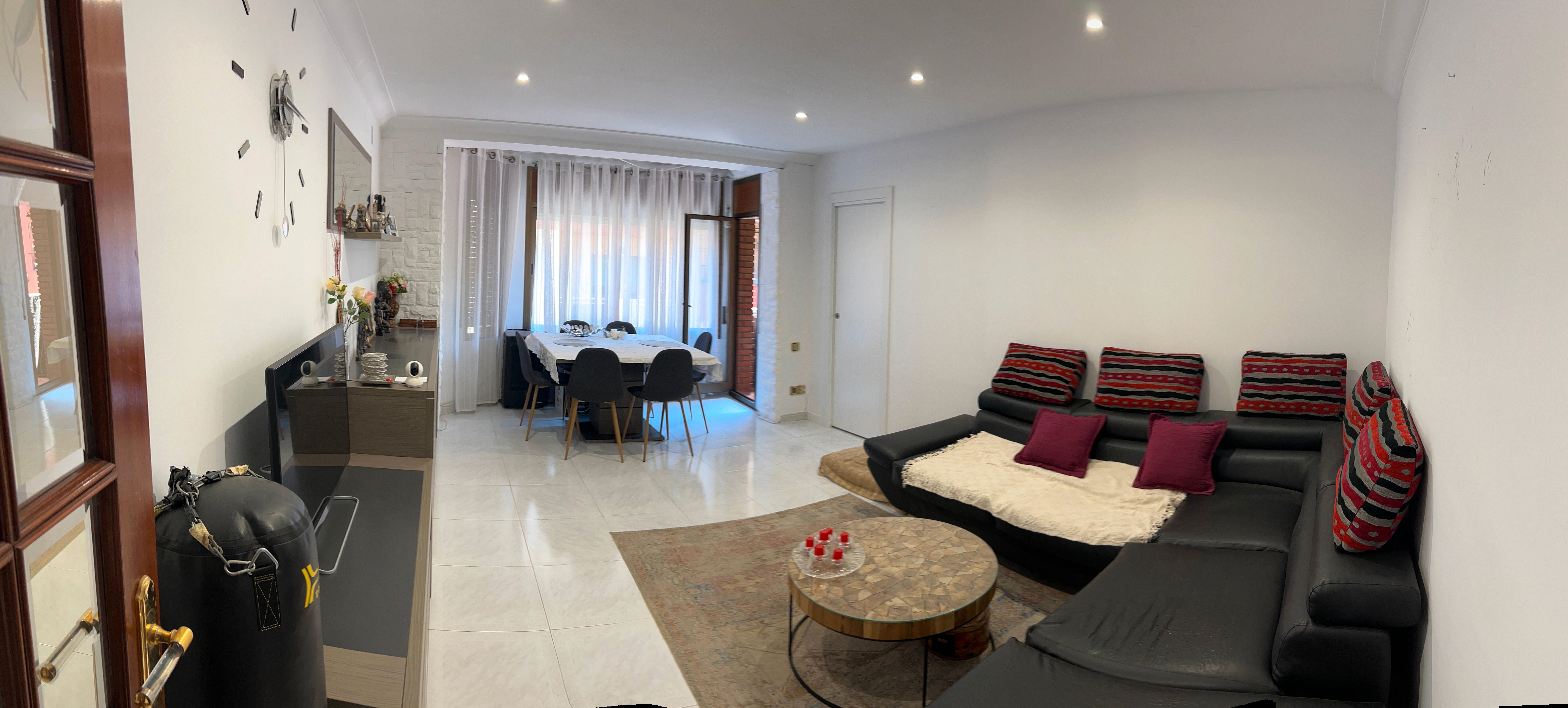 Living room of Flat for sale in  Barcelona Capital  with Heating, Terrace and Balcony