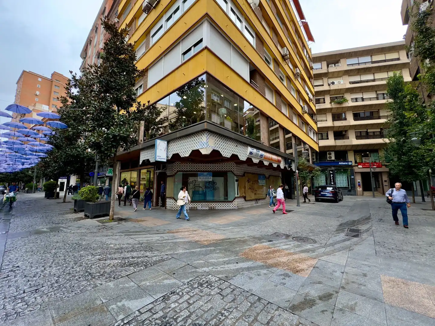 Locale commerciale in affitto a Trinidad