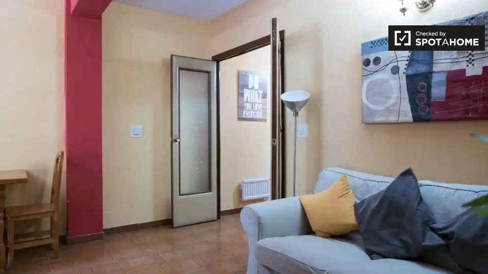 Habitació a Caballería Española