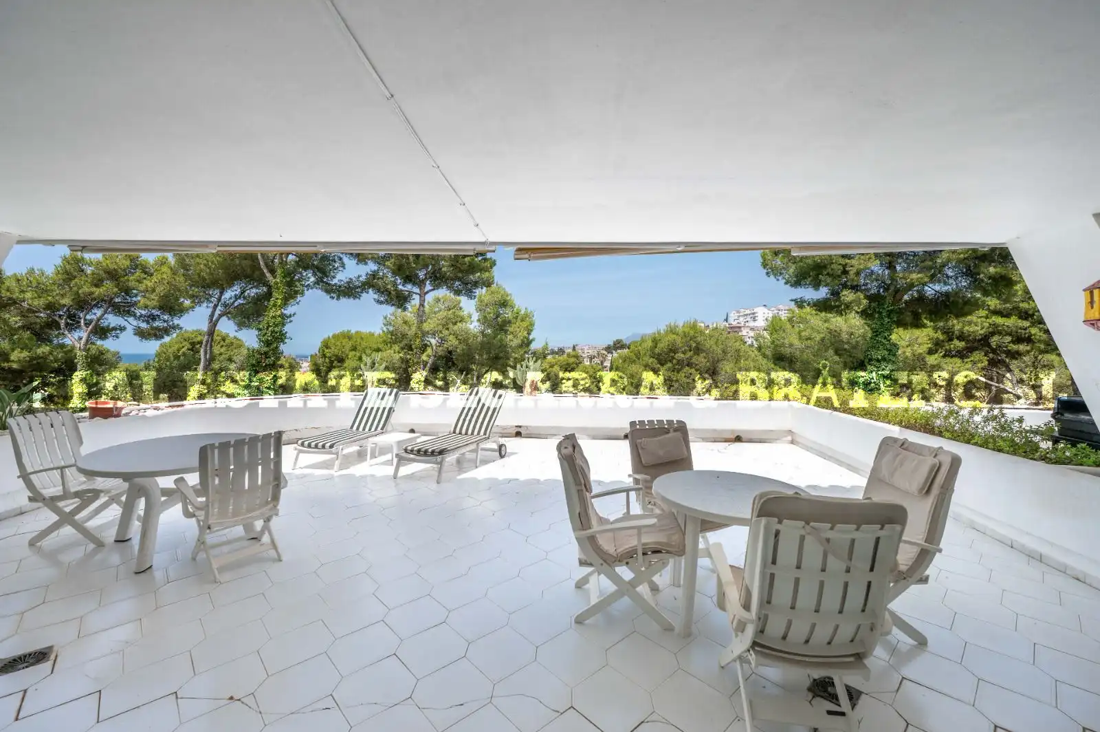 Terrassa de Apartament en venda en Mijas amb Aire condicionat, Terrassa i Moblat