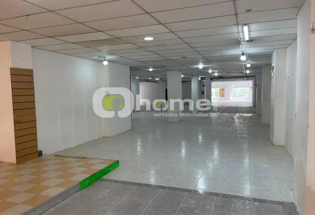Local comercial en venda a Avenida de Portugal 11, imagen 7