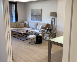 Living room of Duplex to rent in Majadahonda  with Air Conditioner and Swimming Pool