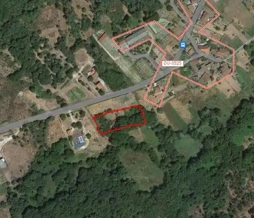 Residential zum Verkauf in Amoeiro
