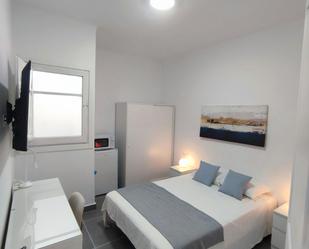 Bedroom of Flat to share in El Prat de Llobregat  with Furnished, Washing machine and TV