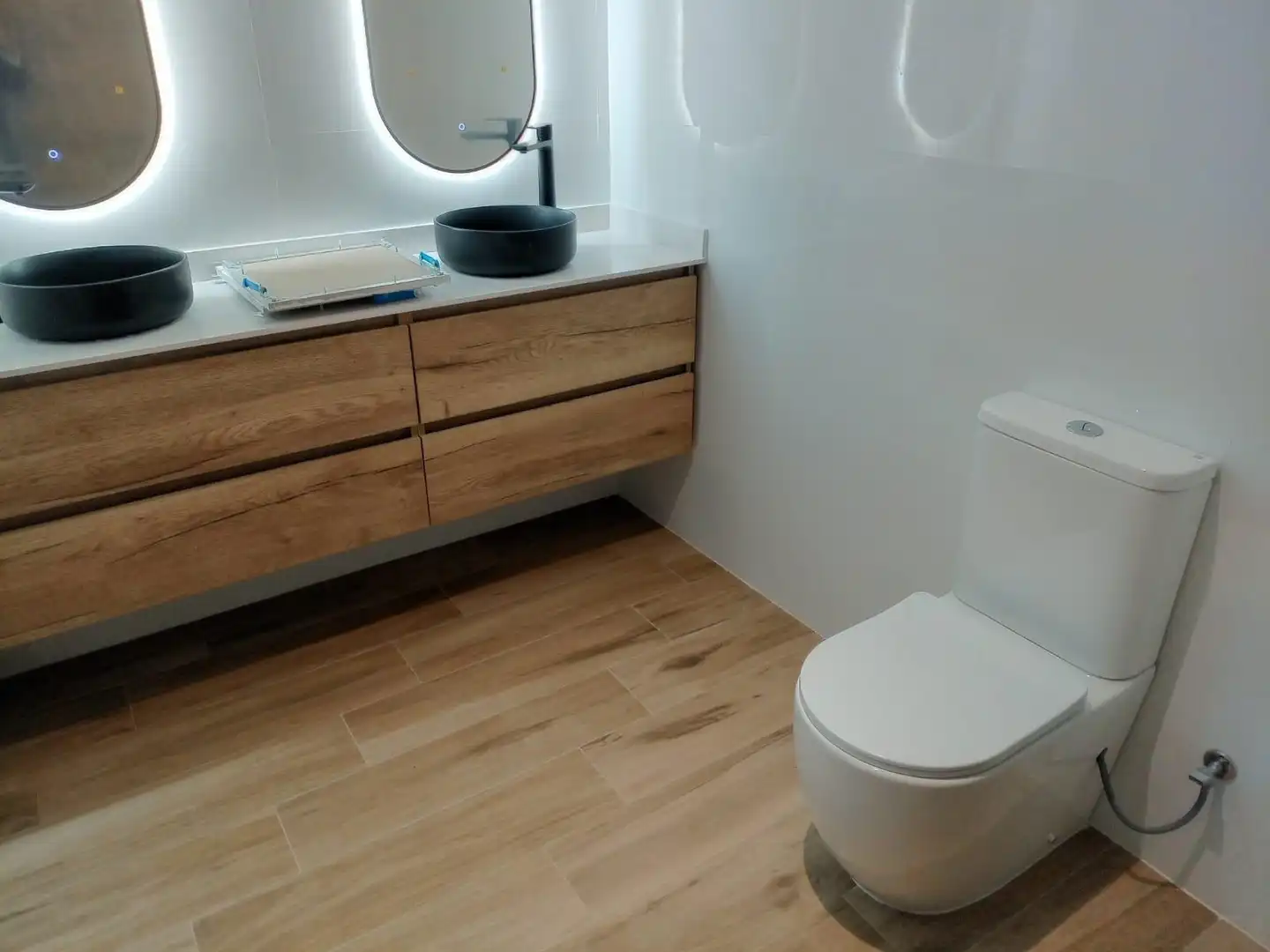Baño de Piso en venta en Vilafranca del Penedès con Parquet, Terraza y Balcón