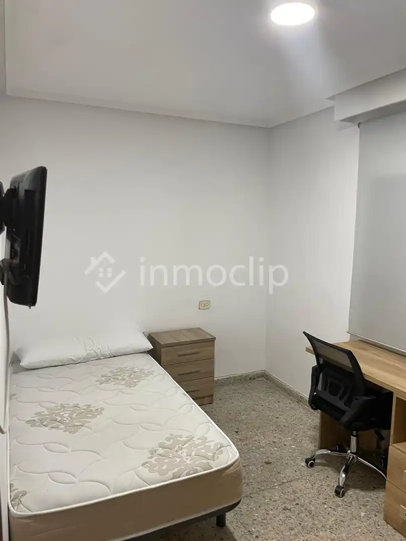 Bedroom of Flat for rent in Salamanca  with Heating and Furnished