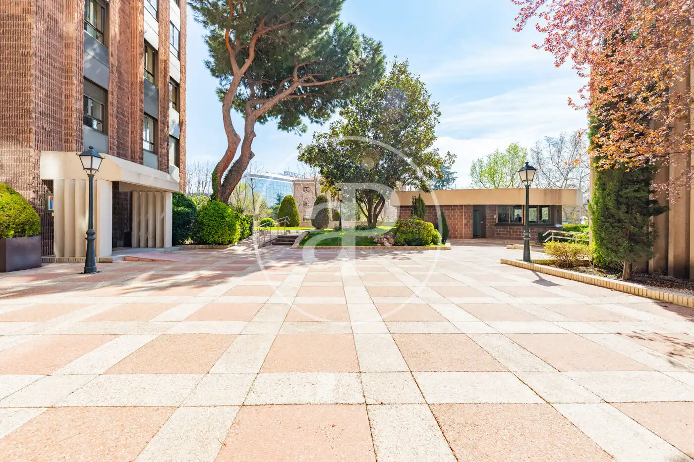 Vista exterior de Pis en venda en Madrid amb Aire condicionat, Calefacció i Jardí privat