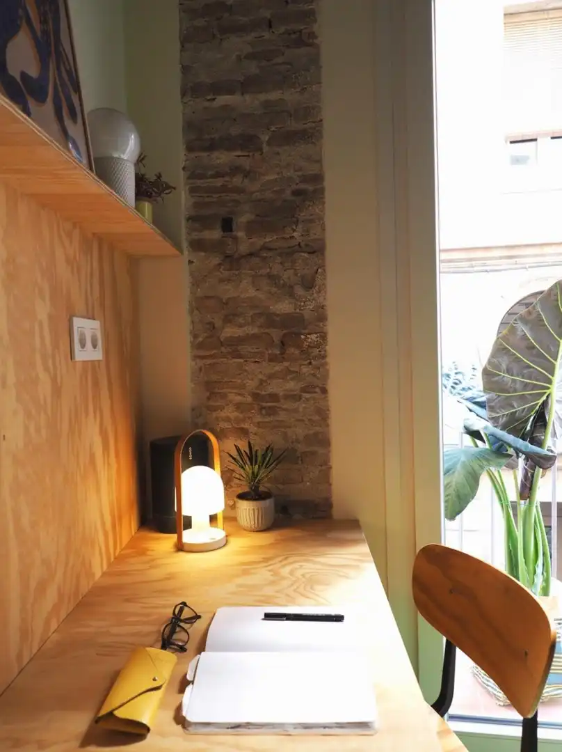 Comedor de Apartamento en venta en Barcelona con Calefacción y Alarma