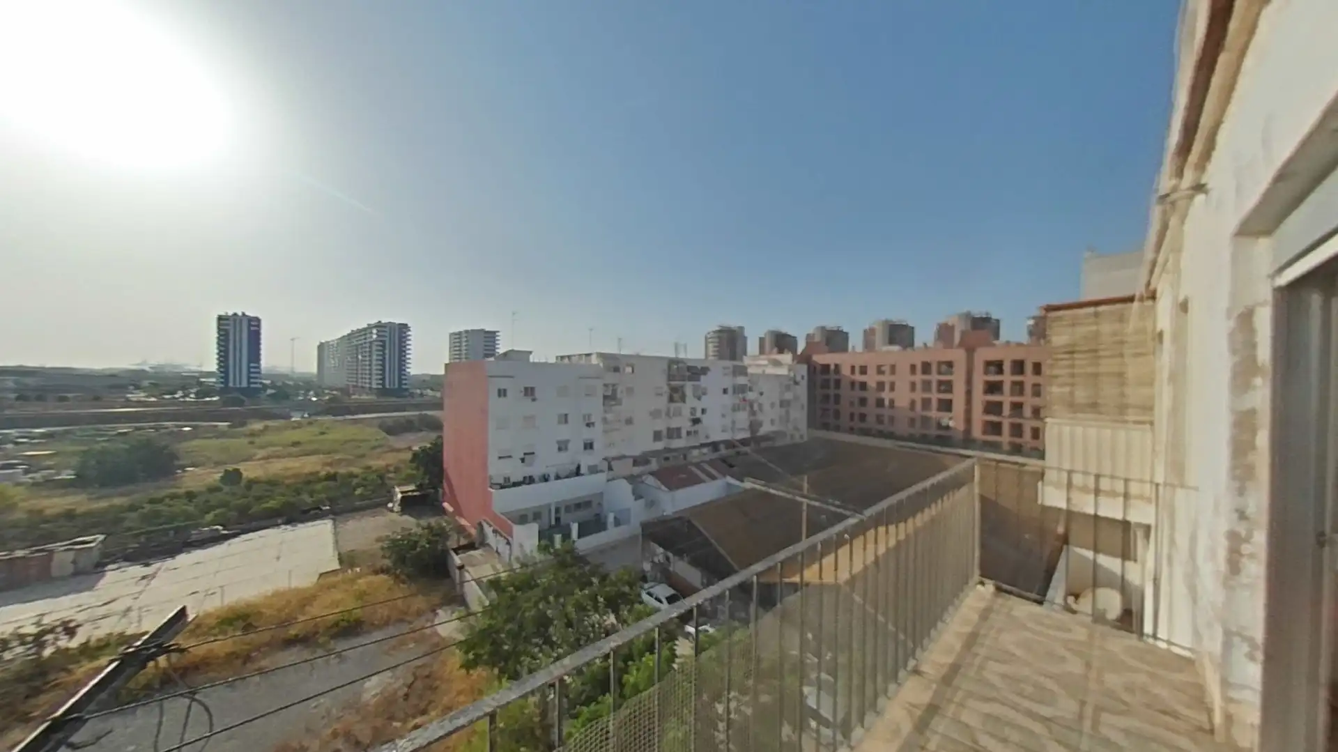Vista exterior de Piso en venta en Valencia con Balcón