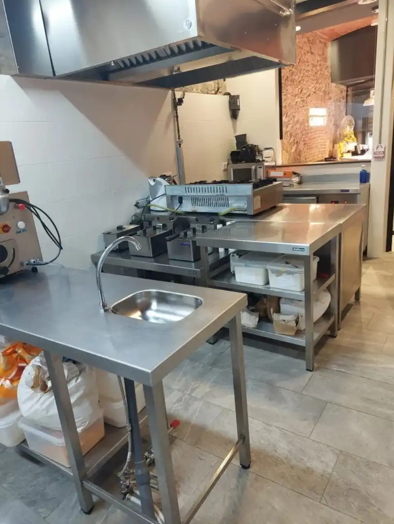 Local comercial de lloguer a Calella, imagen 7