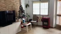 Living room of Flat for sale in Vélez-Málaga  with Air Conditioner, Heating and Furnished