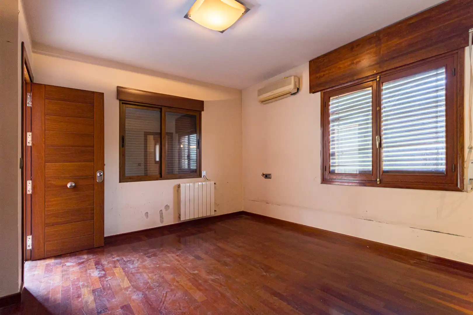 Dormitori de Casa adosada en venda en Murcia amb Jardí privat, Parquet i Terrassa