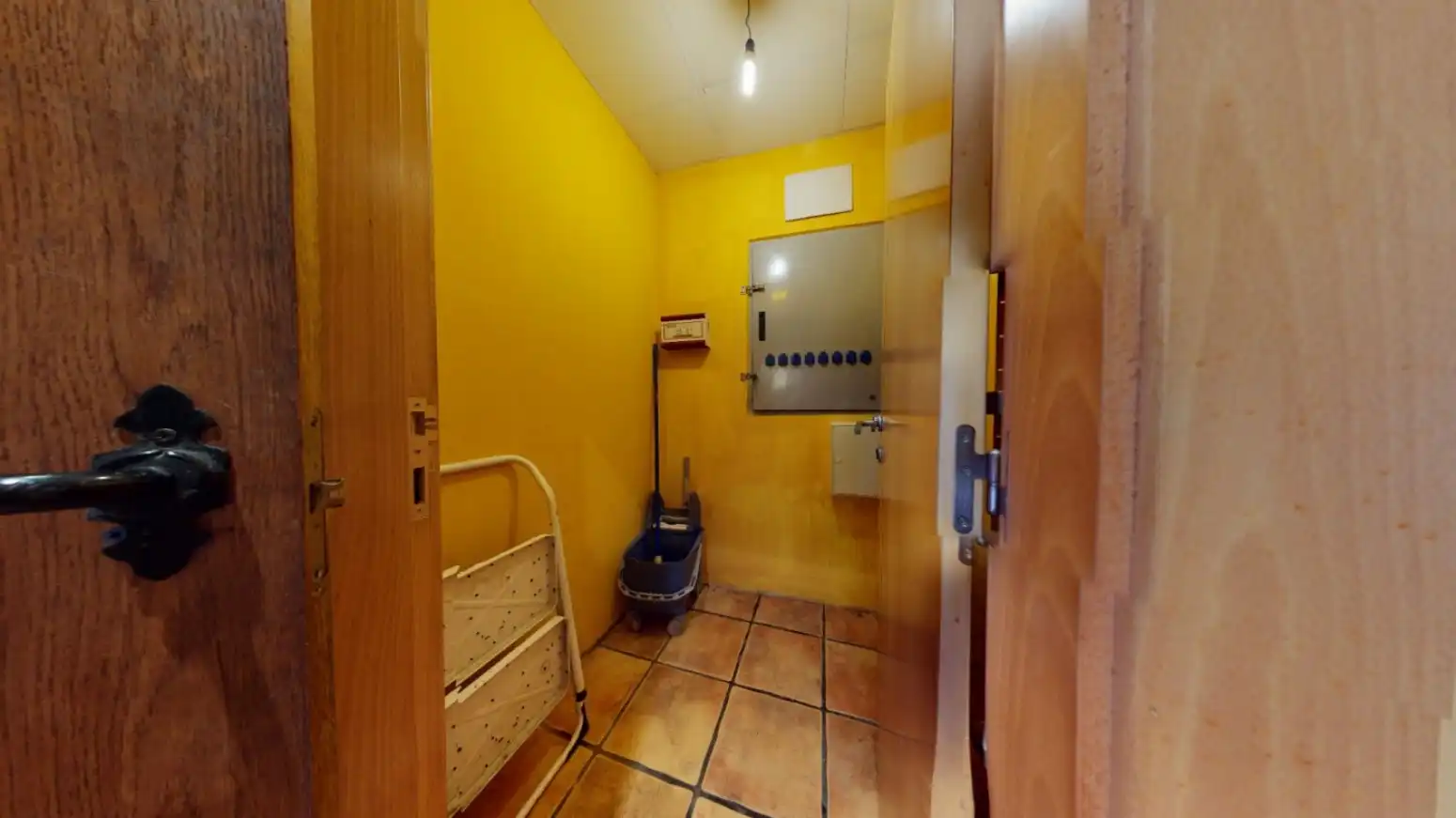 Baño de Local en venta en San Martín de Unx