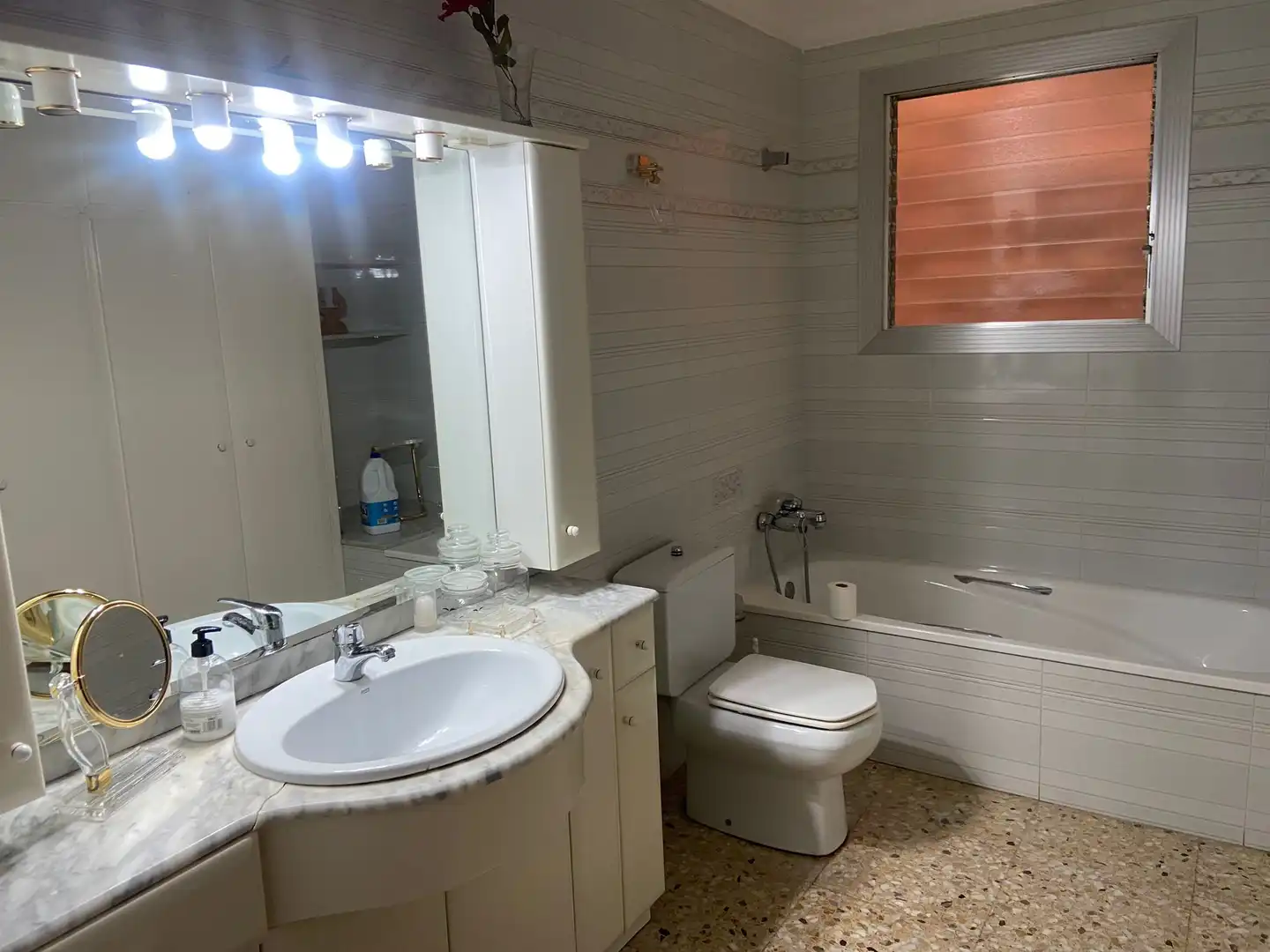 Casa con terrazza in vendita a Carrer Pep Ventura, imagen 3
