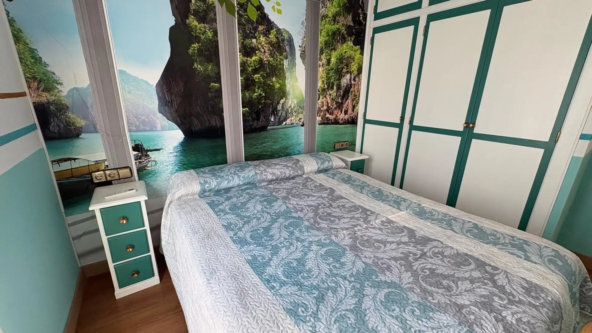 Bedroom of Flat for sale in  Córdoba Capital  with Air Conditioner, Storage room and Furnished