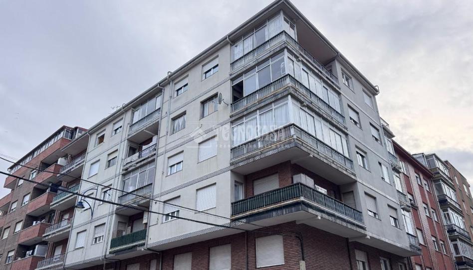 Photo 1 of Flat for sale in C. Platero Rebollo, San Mamés - La Palomera, León