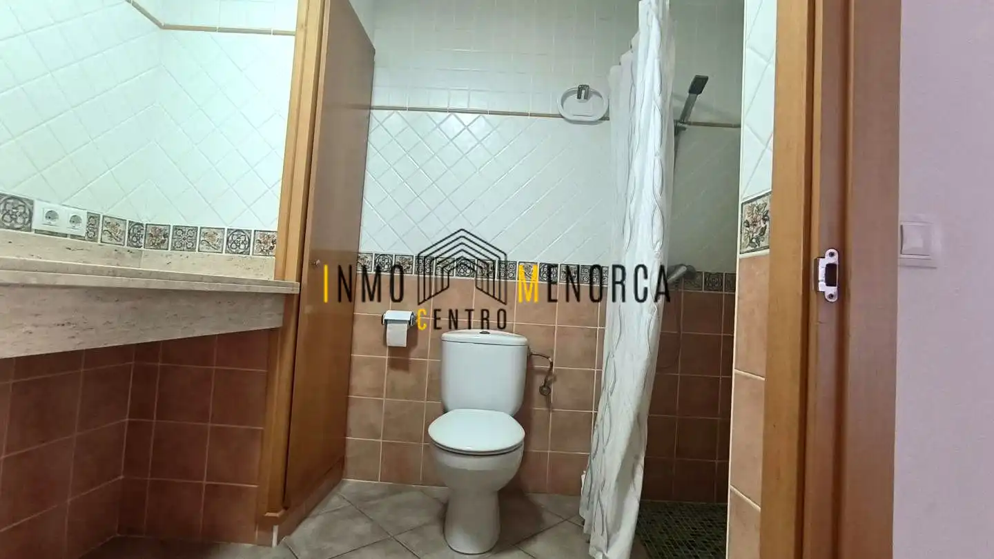 Baño de Planta baja en venta en Ciutadella de Menorca con Aire acondicionado