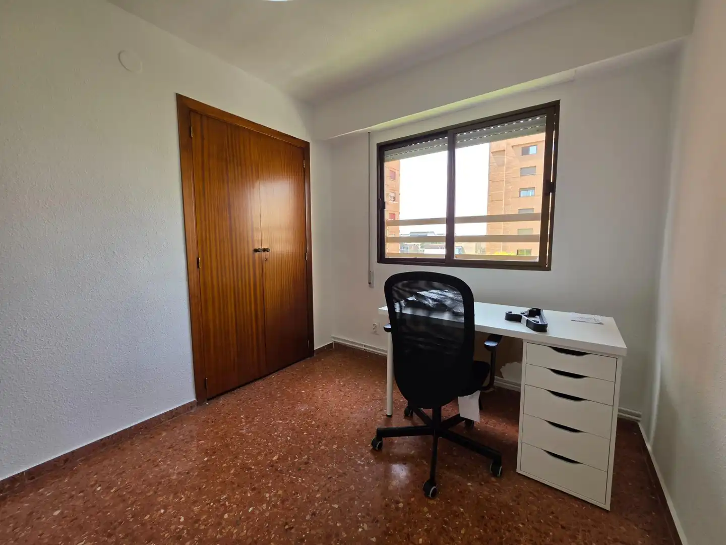 Piso de alquiler en Valencia con Jardín privado, Terraza y Amueblado