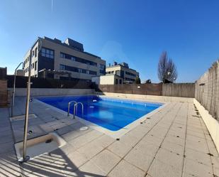 Swimming pool of Flat to rent in  Logroño  with Air Conditioner, Heating and Terrace