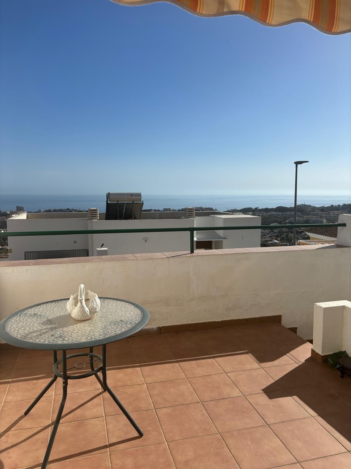 Casa adosada de lloguer a Avenida de Cuba, 27, Montealto - Monterrey