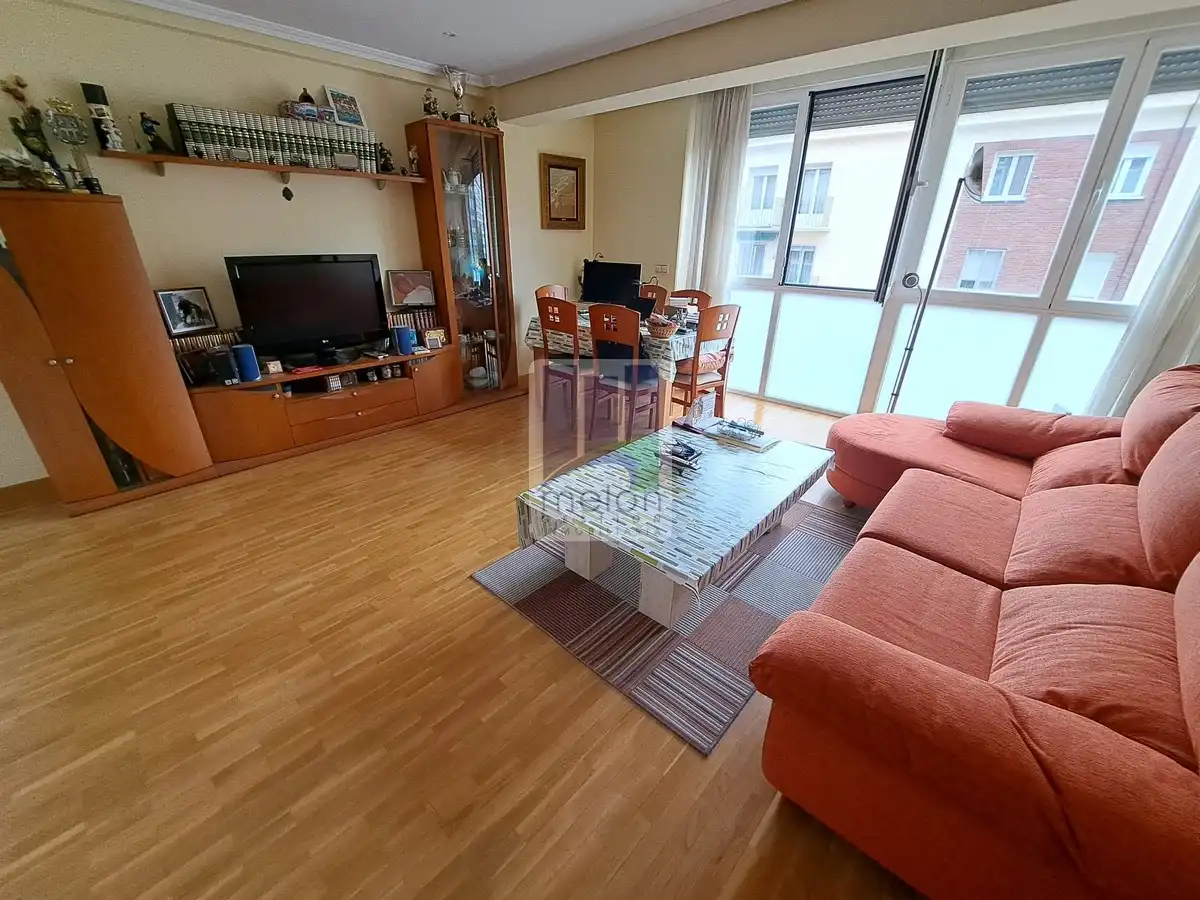 Sala de estar de Piso en venta en Burgos Capital