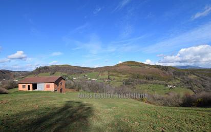 Country house zum verkauf in Morcín