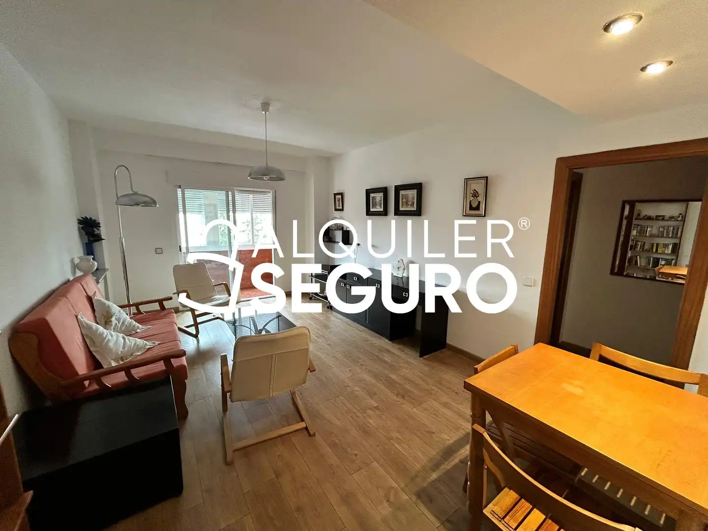 Vista exterior de Piso de alquiler en La Lastrilla  con Calefacción y Amueblado