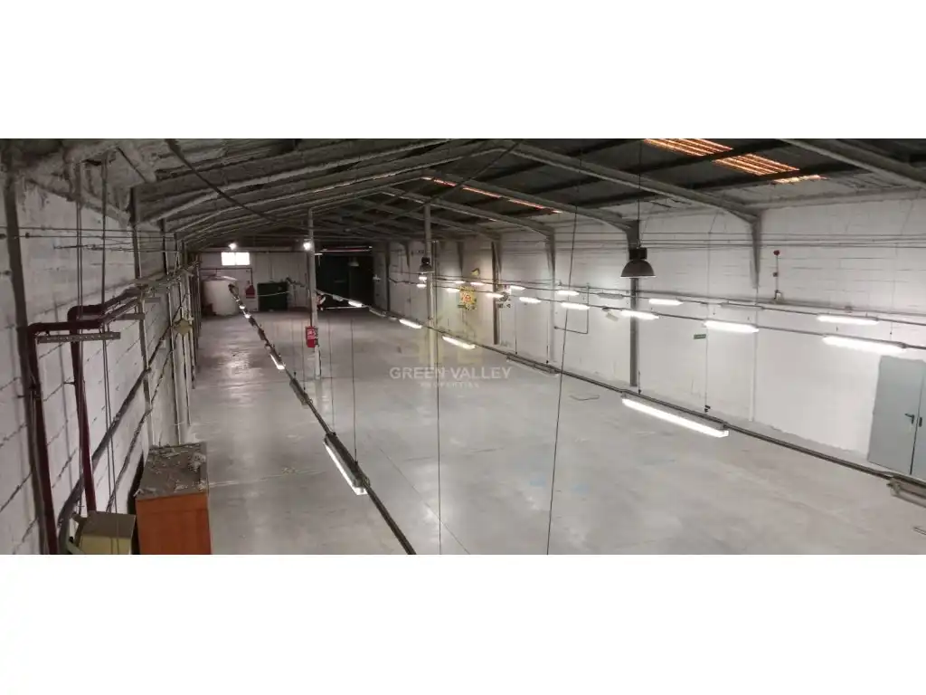 Nave industrial de alquiler en Los Barrios