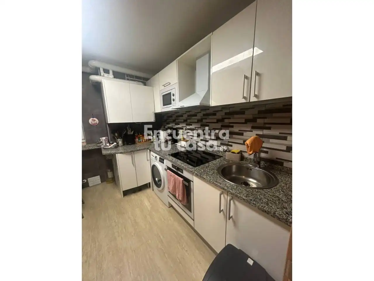 Cocina de Piso en venta en Vitoria - Gasteiz con Calefacción, Trastero y Amueblado