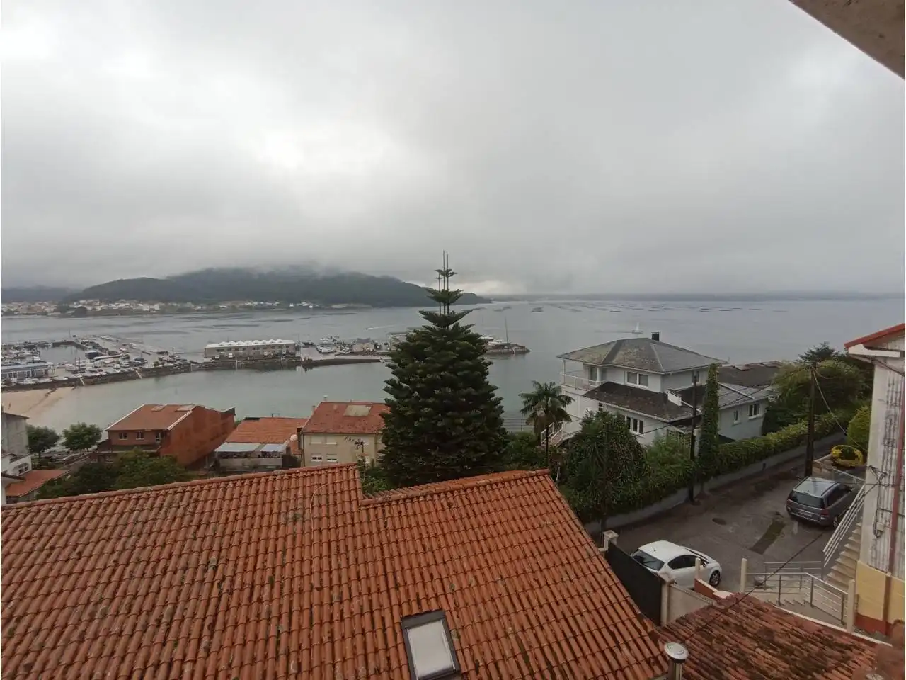 Vista exterior de Piso en venta en Muros con Amueblado y Alarma