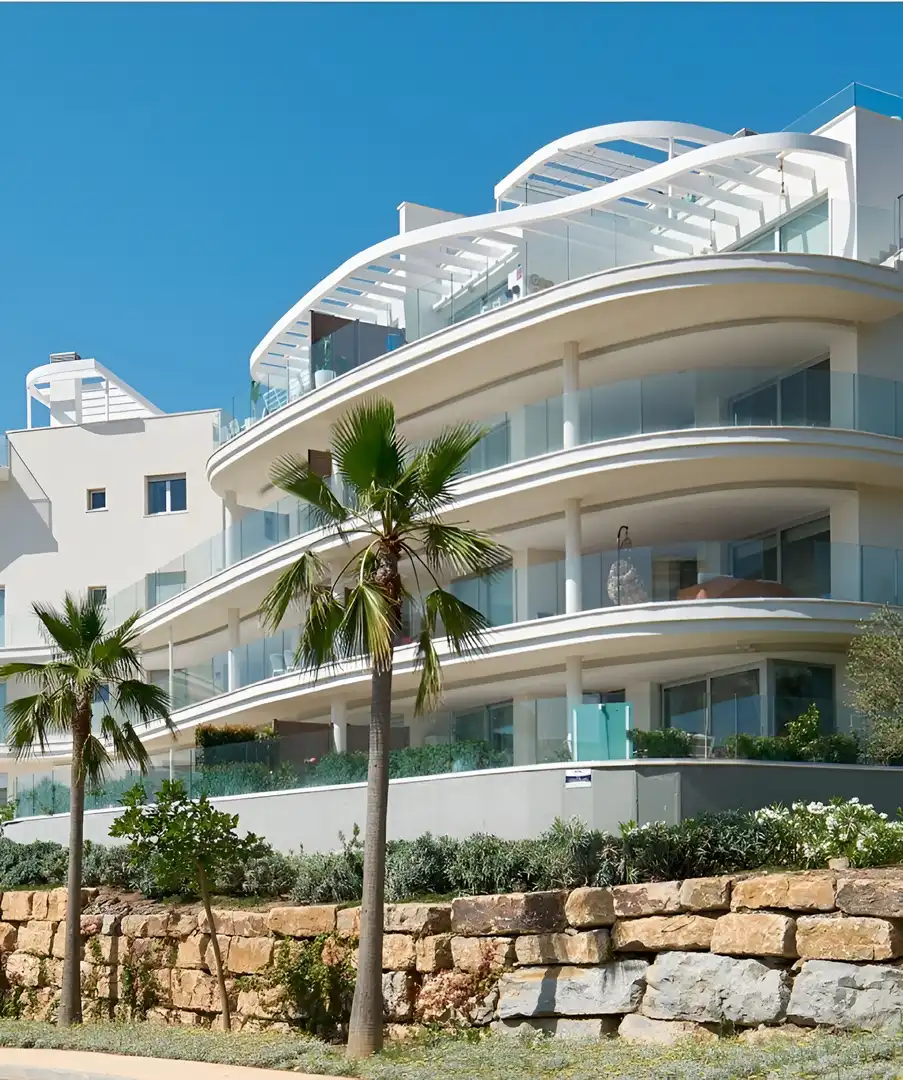 Apartament amb terrassa en venda a Puerto Deportivo