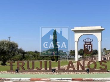 House with balcony for sale in Trujillanos