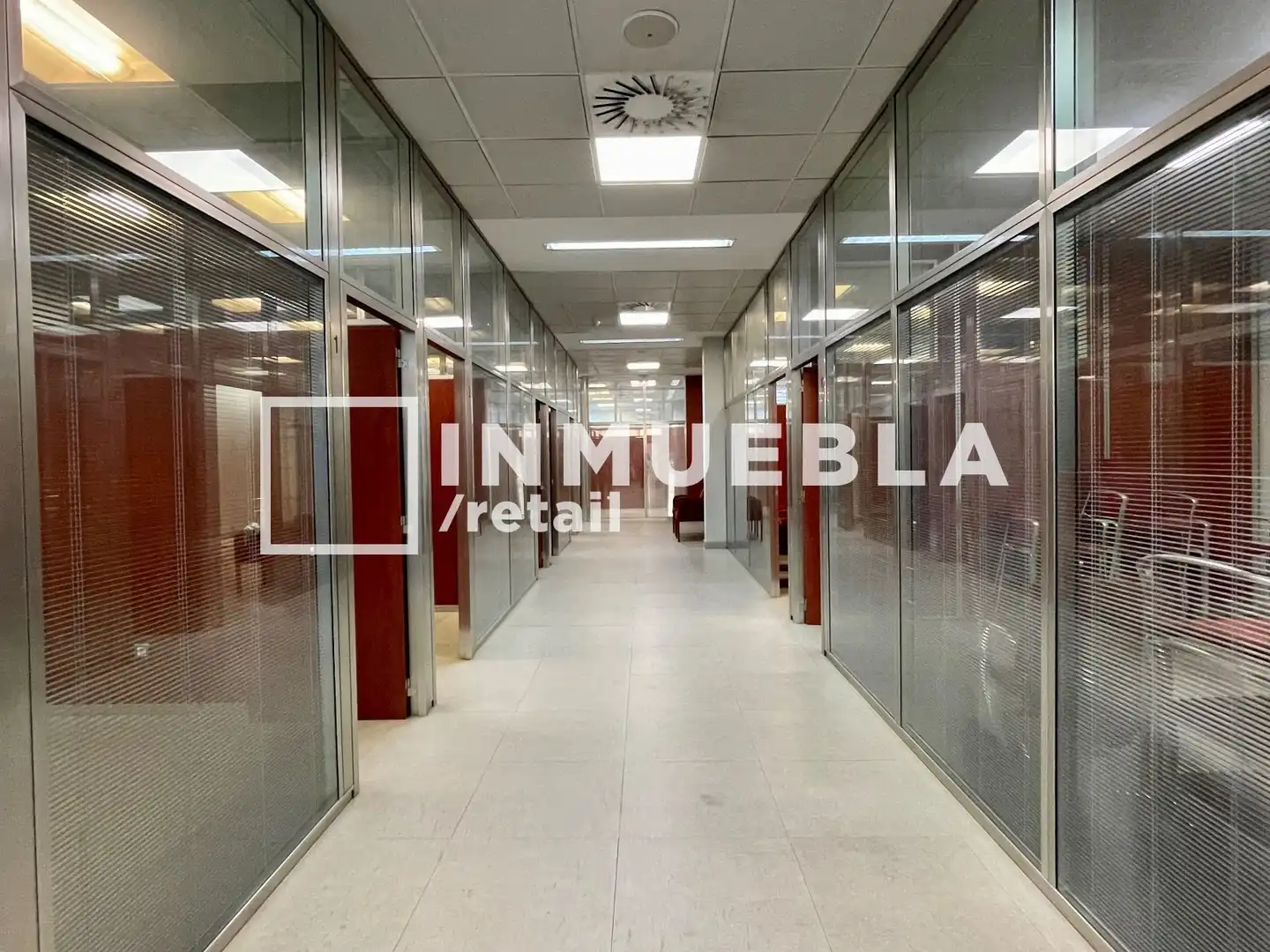 Local comercial en alquiler en Eixample, imagen 6